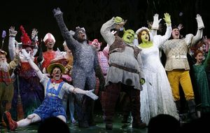 John Tartaglia, Daniel Breaker, Brian d'Arcy James, Sutton Foster and Christopher Sieber @ BroadwayWorld John Tartaglia, Daniel Breaker, Brian d'Arcy James, Sutton Foster and Christopher Sie Photo