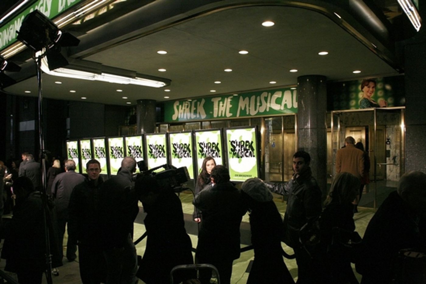 Photo Coverage: SHREK The Musical Opening Night Arrivals  Image