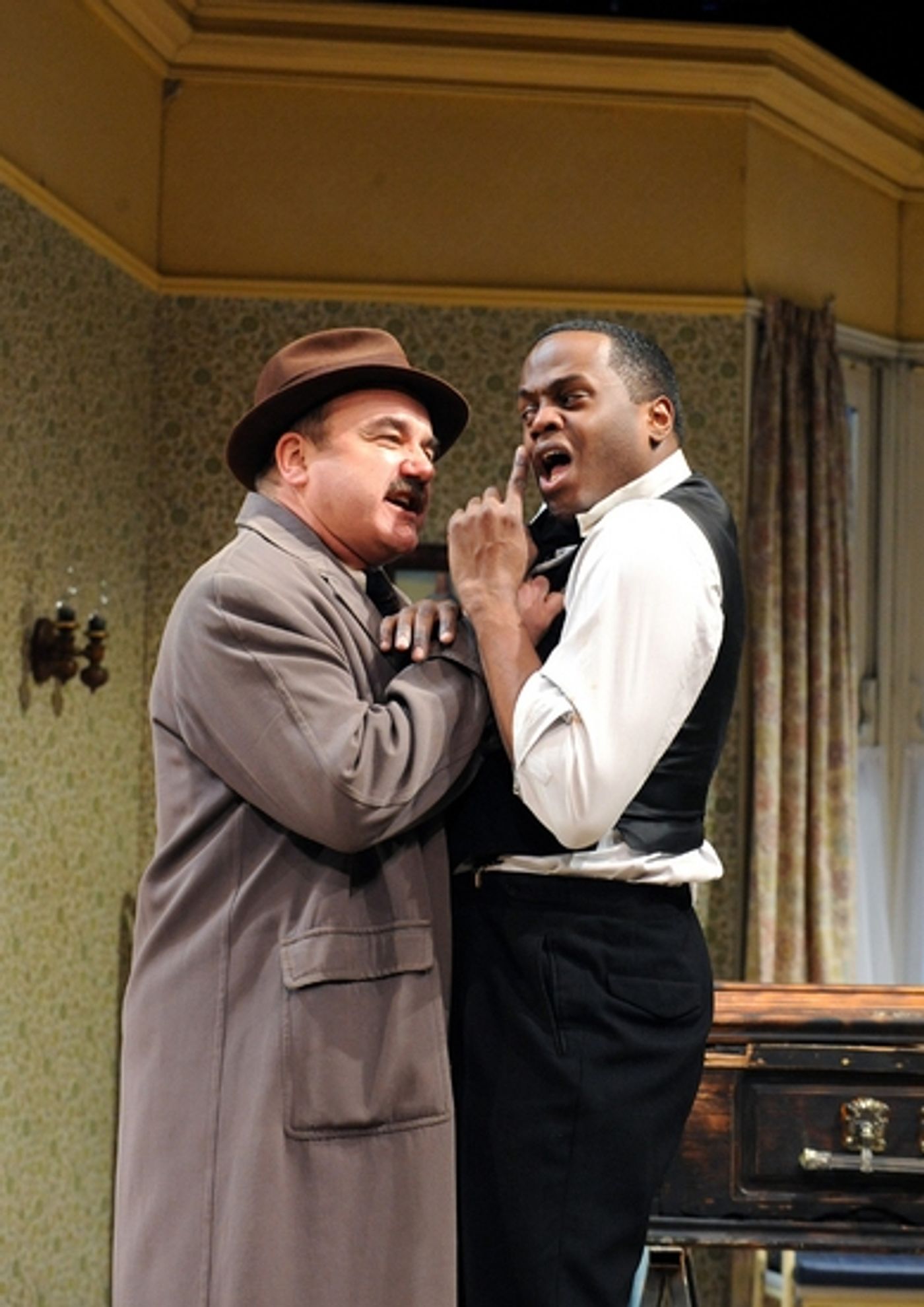 Photo Flash: LOOT At Tricycle Theatre  Image