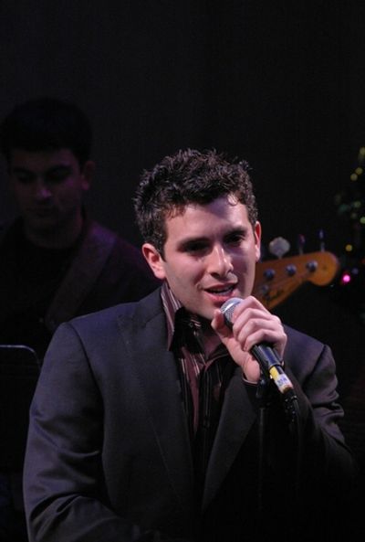 Jarrod Spector Photo
