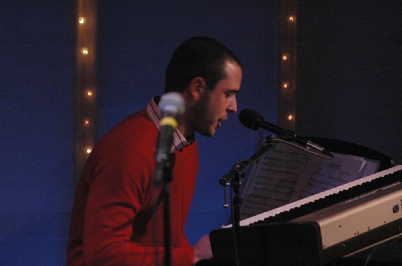 Photo Coverage: Broadway Boys Sing For TOYS FOR TOTS  Image