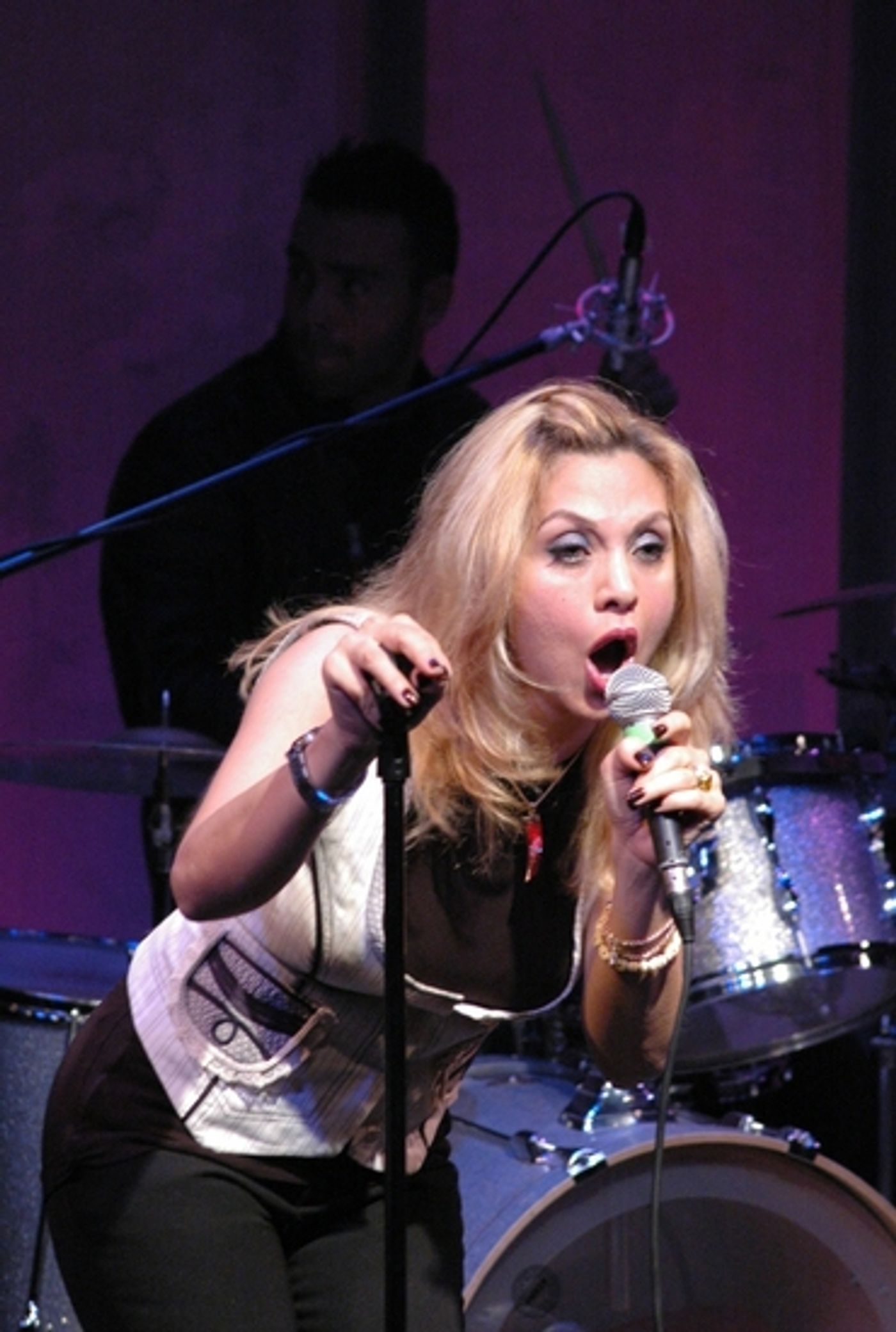 Photo Coverage: Broadway Boys Sing For TOYS FOR TOTS  Image