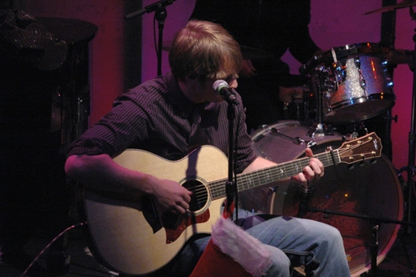 Photo Coverage: Broadway Boys Sing For TOYS FOR TOTS  Image