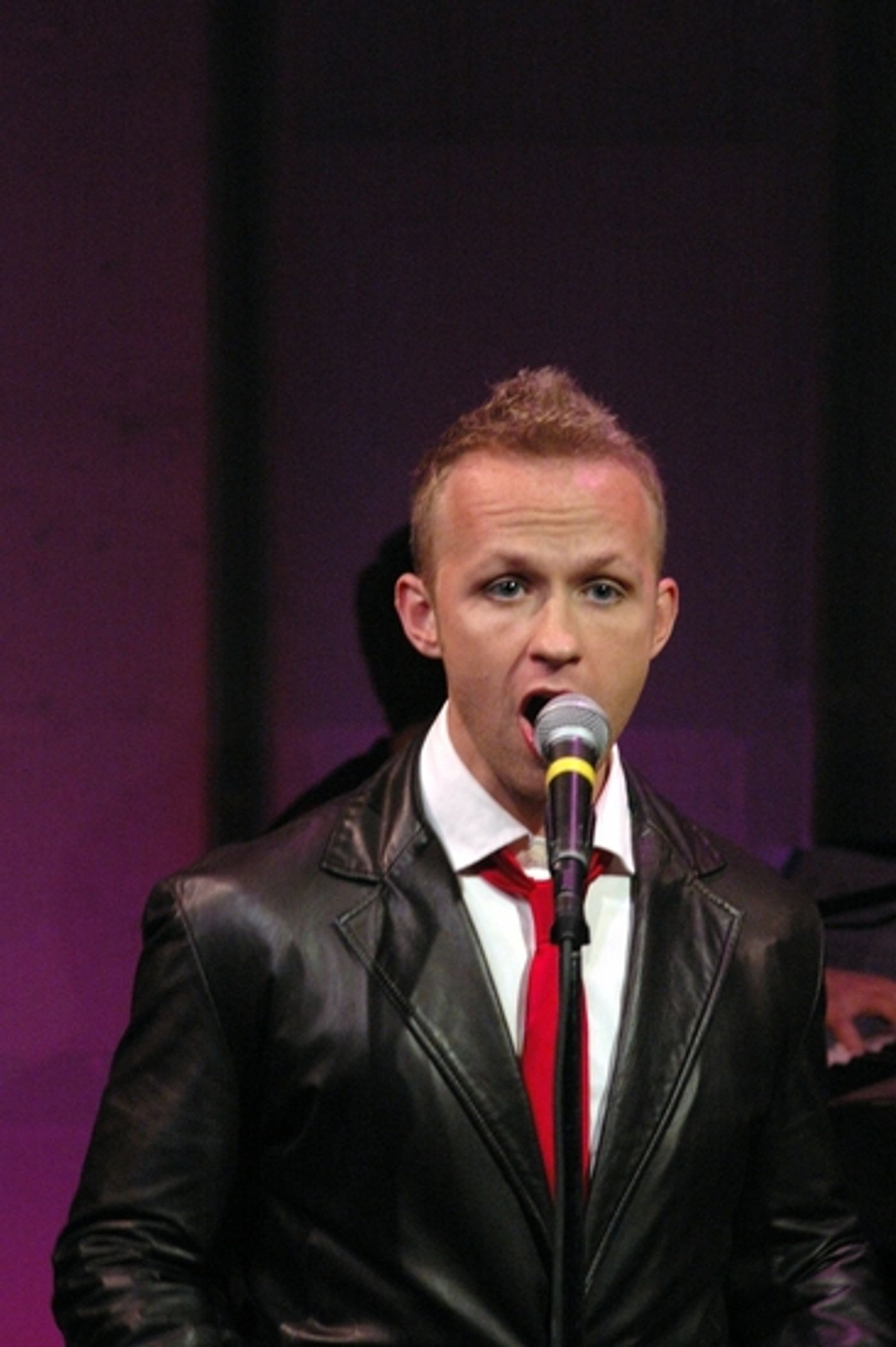 Photo Coverage: Broadway Boys Sing For TOYS FOR TOTS  Image