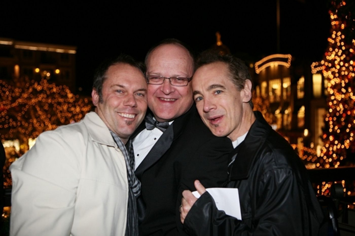 Photo Coverage: Alex Theatre's 'IT'S A FABULOUS LIFE'  Image