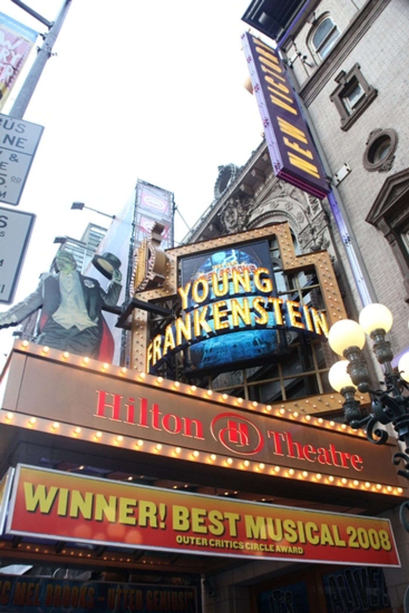 Photo Essay: January 4th, 2009 'Closing Day on Broadway'  Image