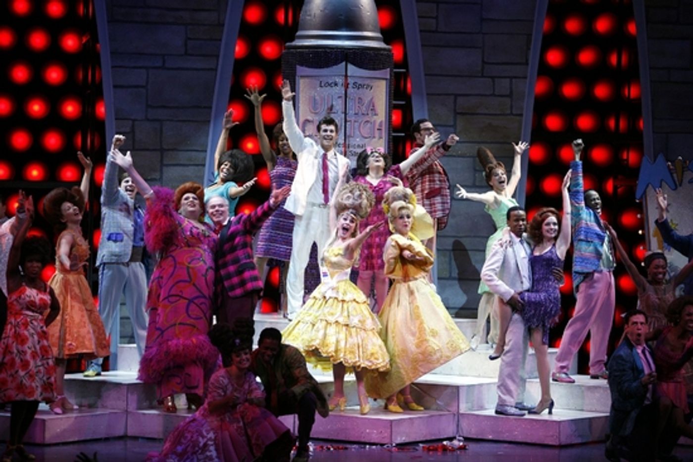 Photo Coverage: 'You Can't Stop The Beat'  at Final HAIRSPRAY  Image