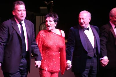 Liza Minnelli and her musical men! Photo