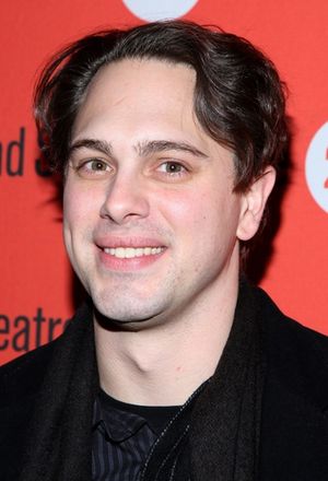 Thomas Sadoski Photo
