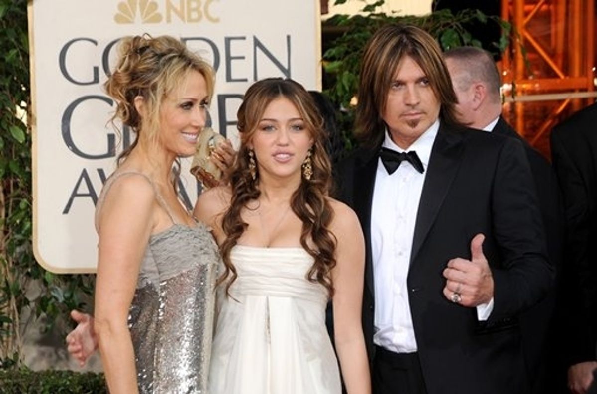 Tish Cyrus, Miley Cyrus, Billy Ray Cyrus at 