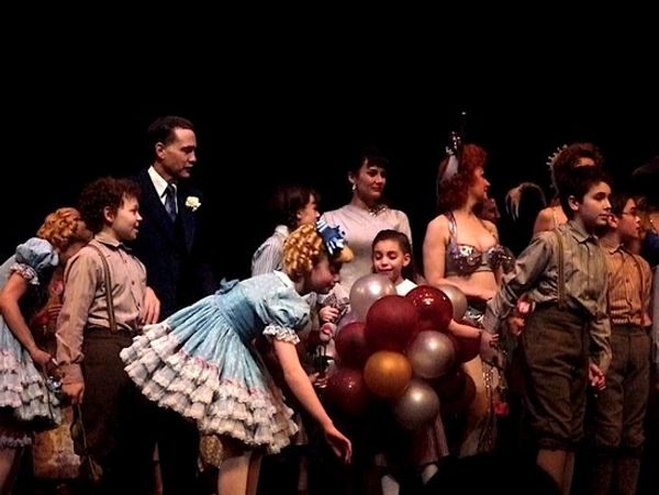 Boyd Gaines, Leigh Ann Larkin, Laura Benanti, Marilyn Caskey and the cast Photo