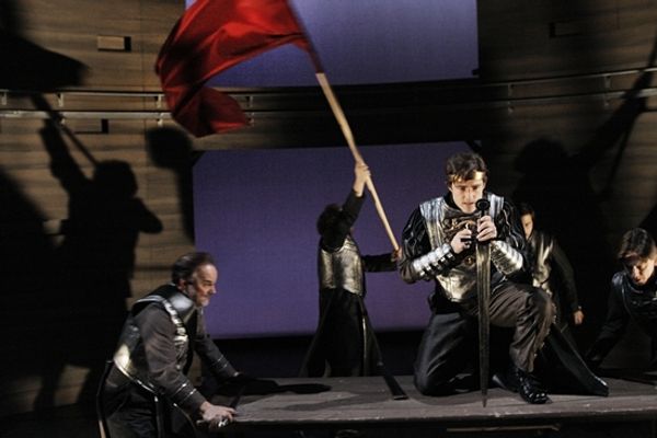 Matthew Amendt and cast members Photo