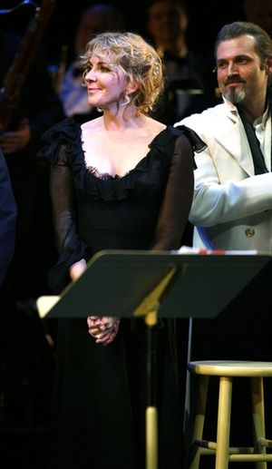 Natasha Richardson and Marc Kudisch
 Photo