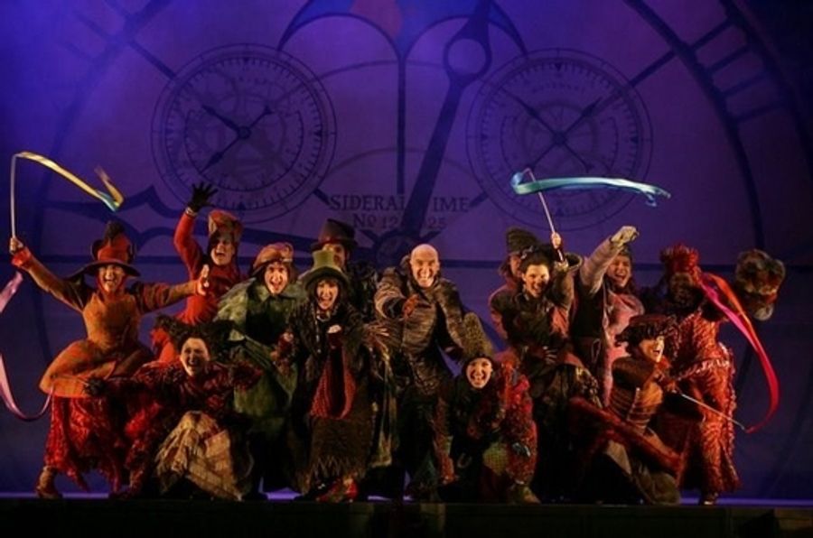 Photo Flash: WICKED Plays Its Last Two Weeks In Chicago Image