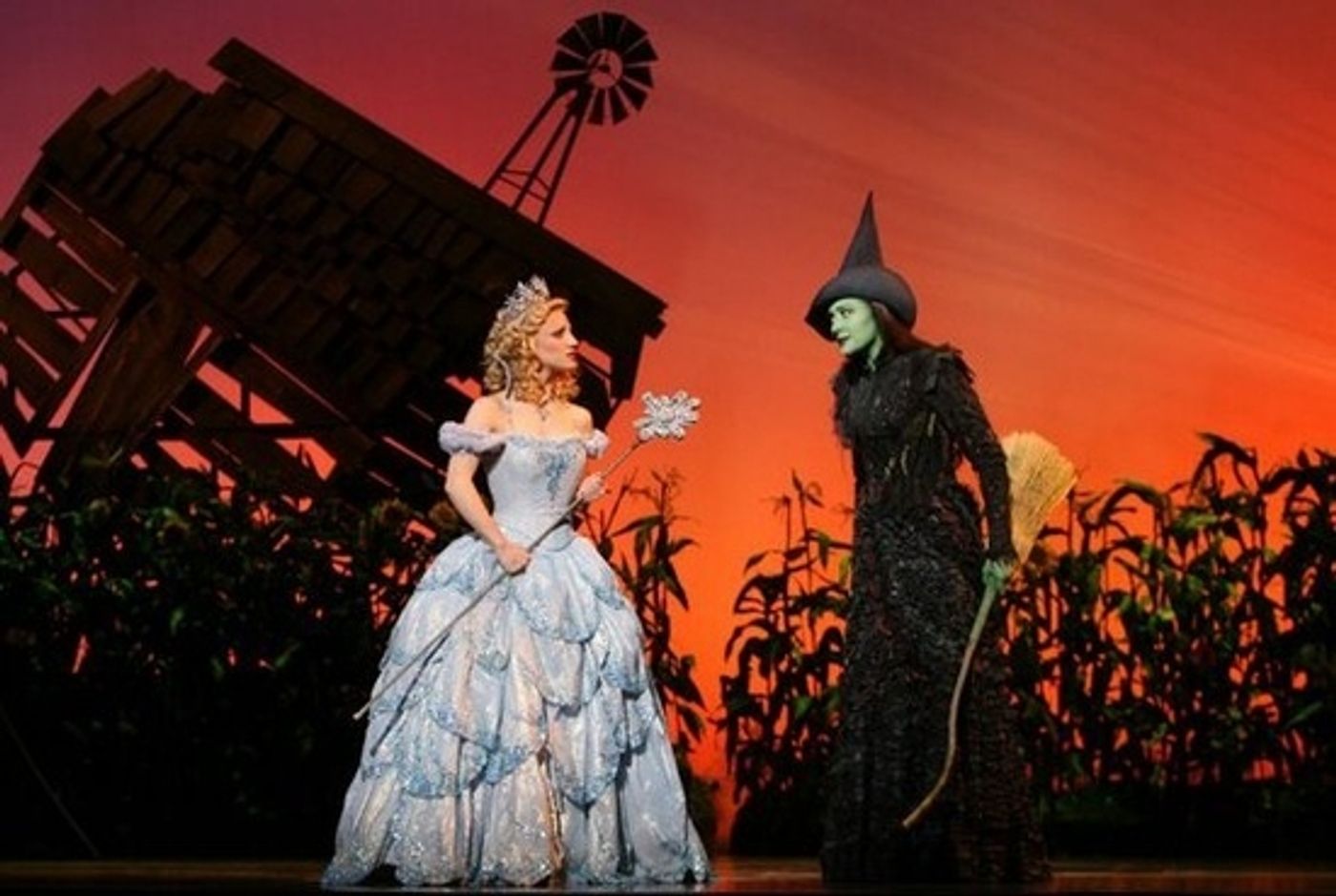 Photo Flash: WICKED Plays Its Last Two Weeks In Chicago  Image