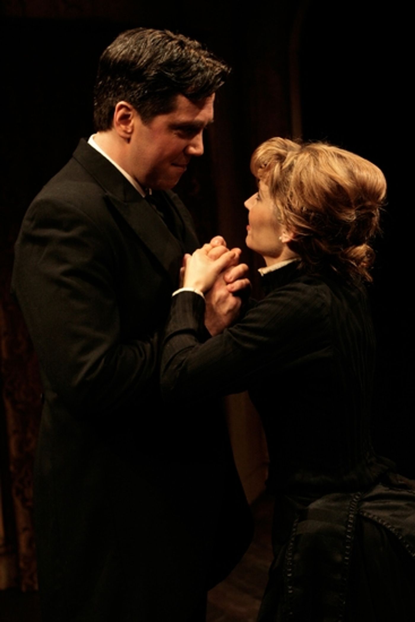 Photo Flash: THE TURN OF THE SCREW  Image