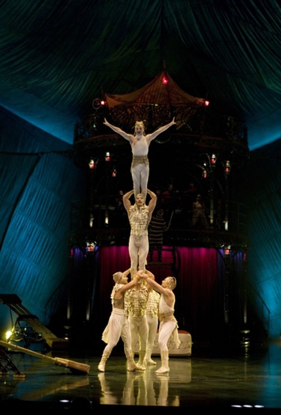 Photo Flash: CIRQUE DU SOLEIL Presents KOOZA Image