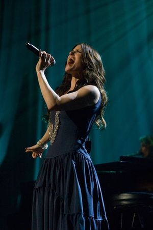Idina Menzel Photo