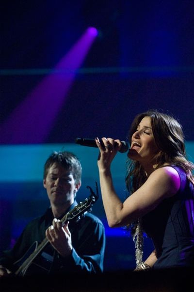 Ravi Coltrane & Idina Menzel Photo