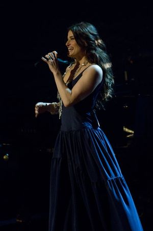 Idina Menzel Photo