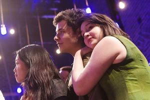 Alice Lee, Zach Reiner-Harris and Emma Hunton
@ BroadwayWorld Alice Lee, Zach Reiner-Harris and Emma Hunton
Photo