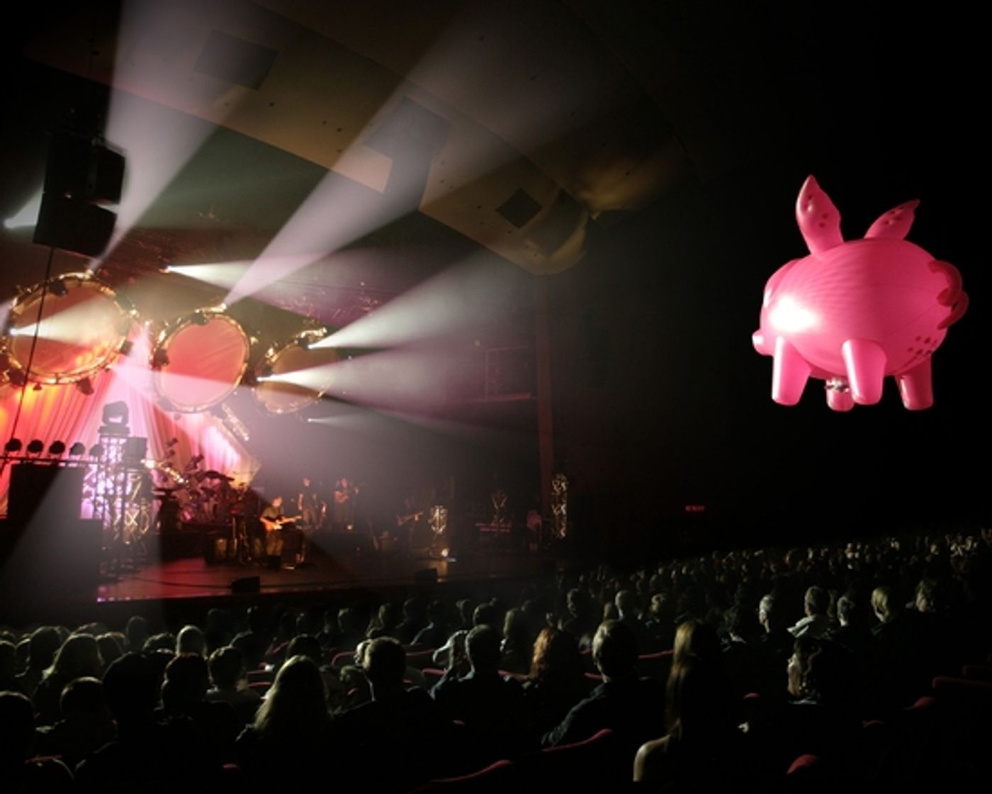 Photo Flash: THE PINK FLOYD EXPERIENCE! at Progress Energy Center  Image