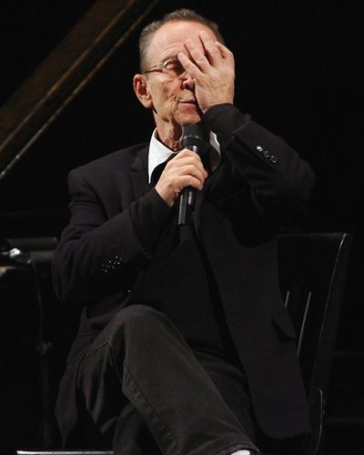 Joel Grey Photo