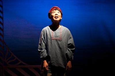 Ali Ahn

 Photo