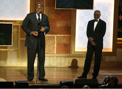 Earvin "Magic" Johnson and Samuel L. Jackson

 Photo