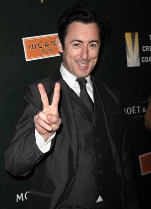 Alan Cumming
@ BroadwayWorld Alan Cumming
Photo