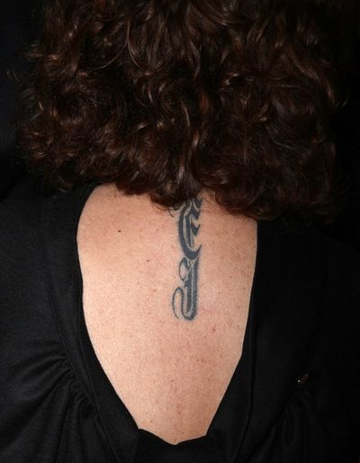Susan Sarandon shows off her tattoo

 Photo