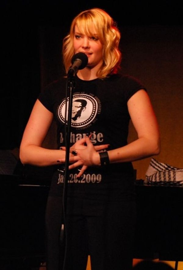 Jenn Lederer

 Photo