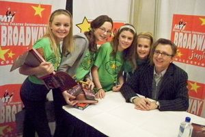 Thomas Schumacher with very excited festival participants Photo