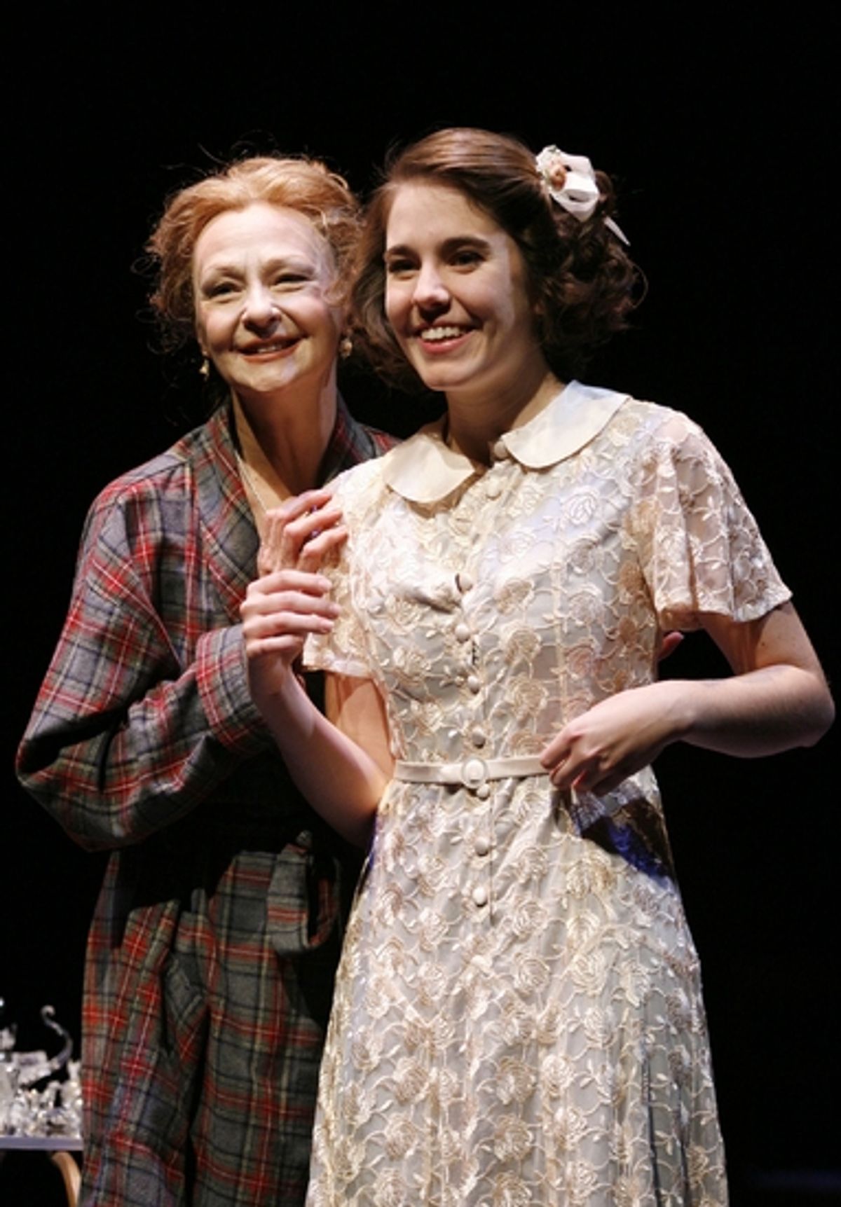 JUDITH-MARIE BERGAN as Amanda and MARIANNE MILLER as Laura (Photo by Jon Gardiner.) at 