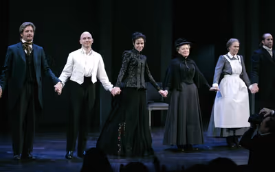 Paul Sparks, Michael Cerveris, Mary-Louise Parker, Helen Carey, Lois Markle and Peter Photo