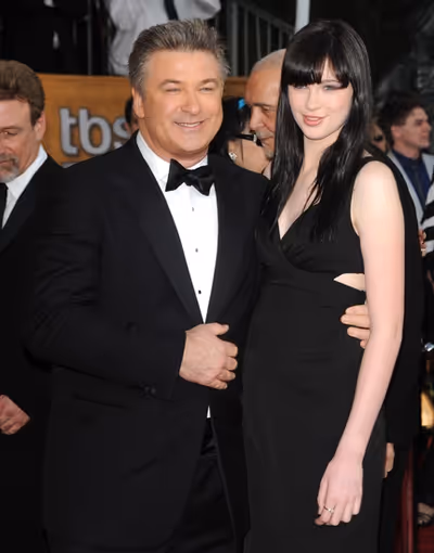 Alec Baldwin and Ireland Baldwin

 Photo