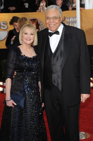 James Earl Jones and Cecilia Hart
@ BroadwayWorld James Earl Jones and Cecilia Hart
Photo