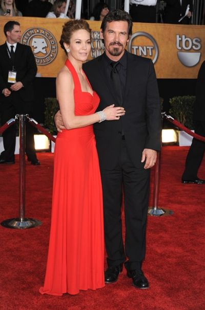 Diane Lane and Josh Brolin

 Photo