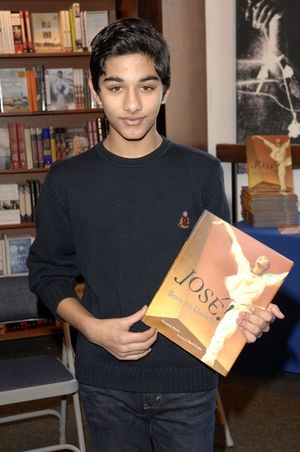 Mark Indelicato @ BroadwayWorld Mark Indelicato Photo