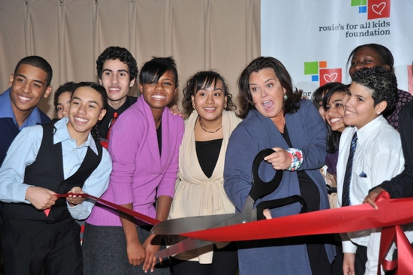 Photo Coverage: Rosie's Broadway Kids Open the Maravel Arts Center  Image