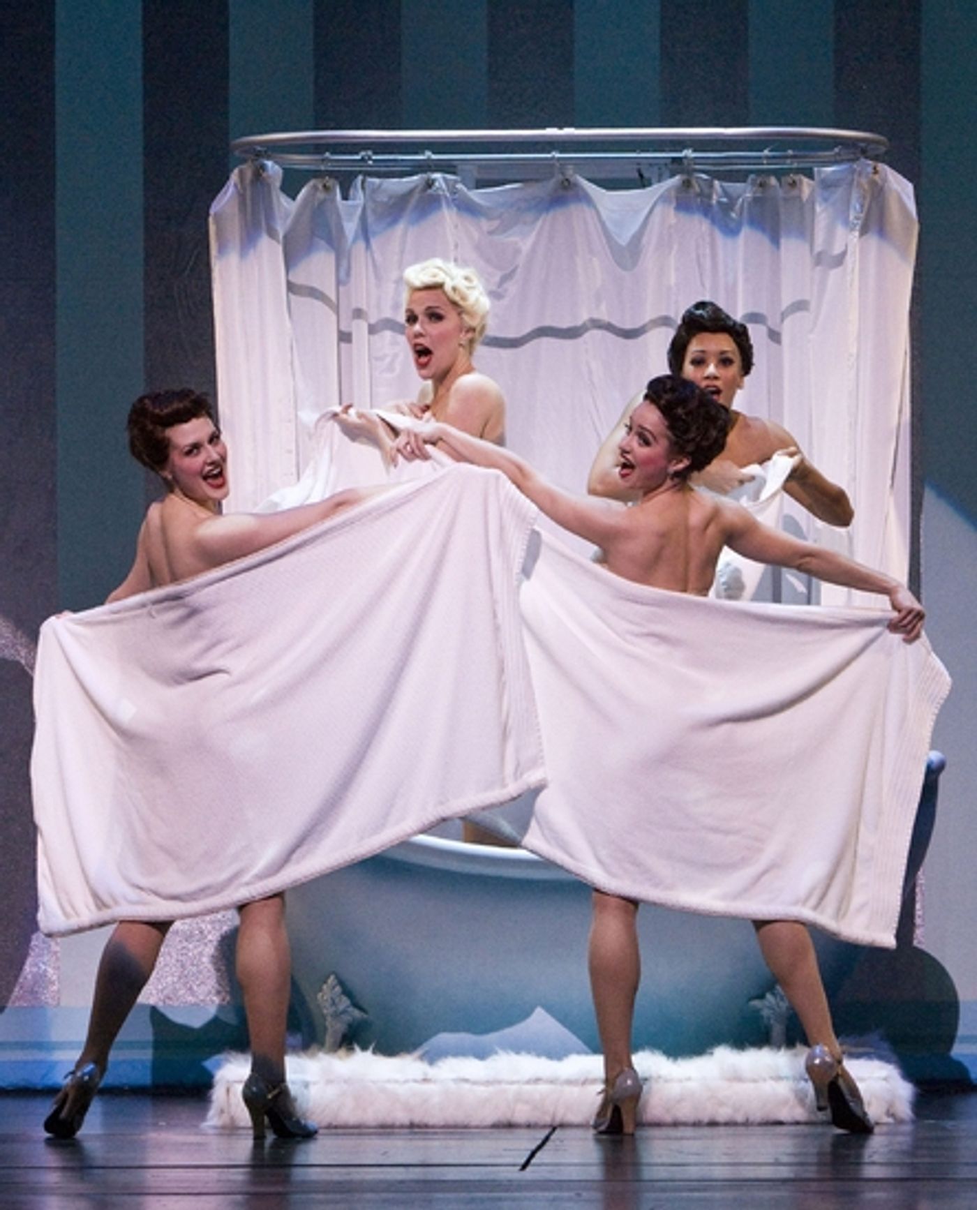 Photo Flash: MINSKY'S at the CTG/Ahmanson Theatre  Image