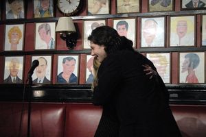 James Barbour and Lauren Kennedy @ BroadwayWorld James Barbour and Lauren Kennedy Photo