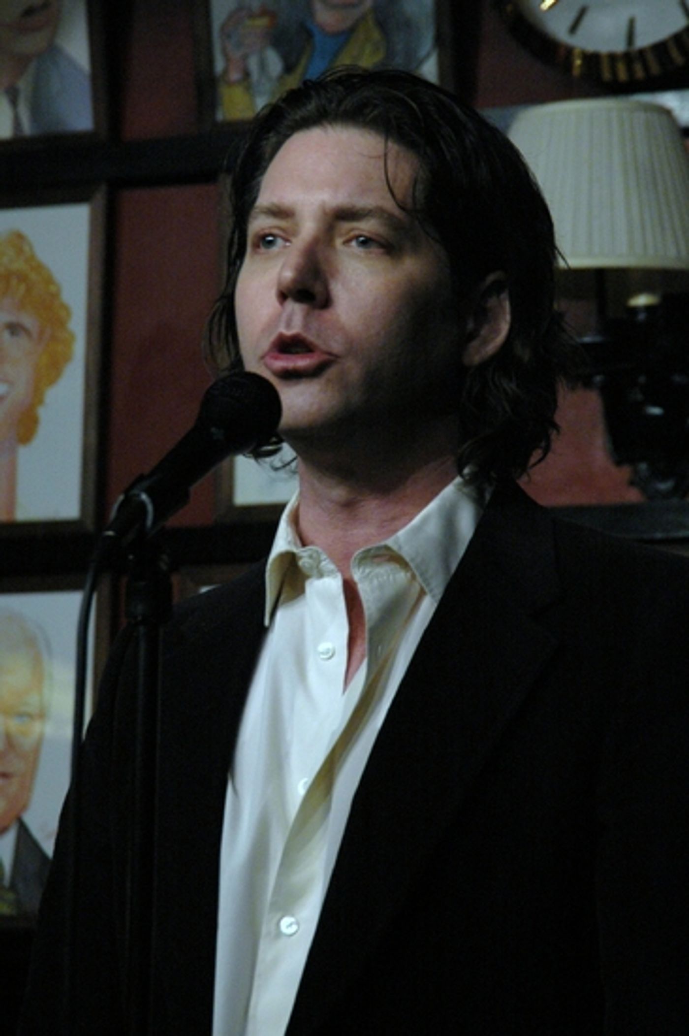 Photo Coverage: James Barbour Sings 'LOVE SONGS' at Sardi's  Image