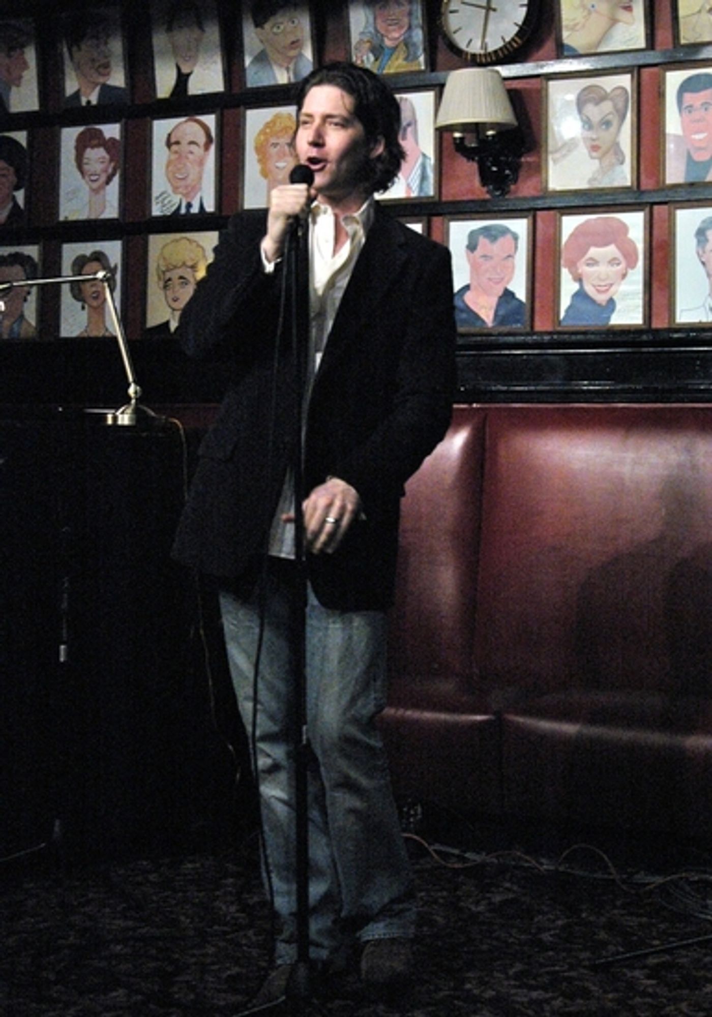 Photo Coverage: James Barbour Sings 'LOVE SONGS' at Sardi's  Image