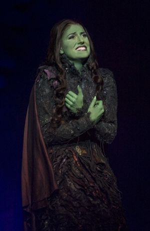 Nicole Parker as Elphaba Photo