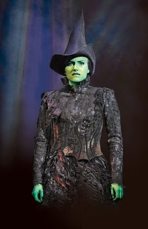 Nicole Parker as Elphaba Photo