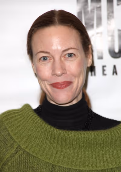 Veanne Cox Photo