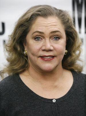 Kathleen Turner Photo