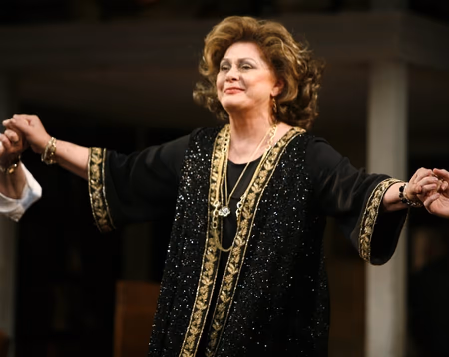 Photo Coverage: Elizabeth Ashley Joins AUGUST:OSAGE COUNTY Image