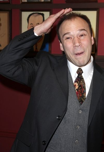 
Danny Burstein Photo